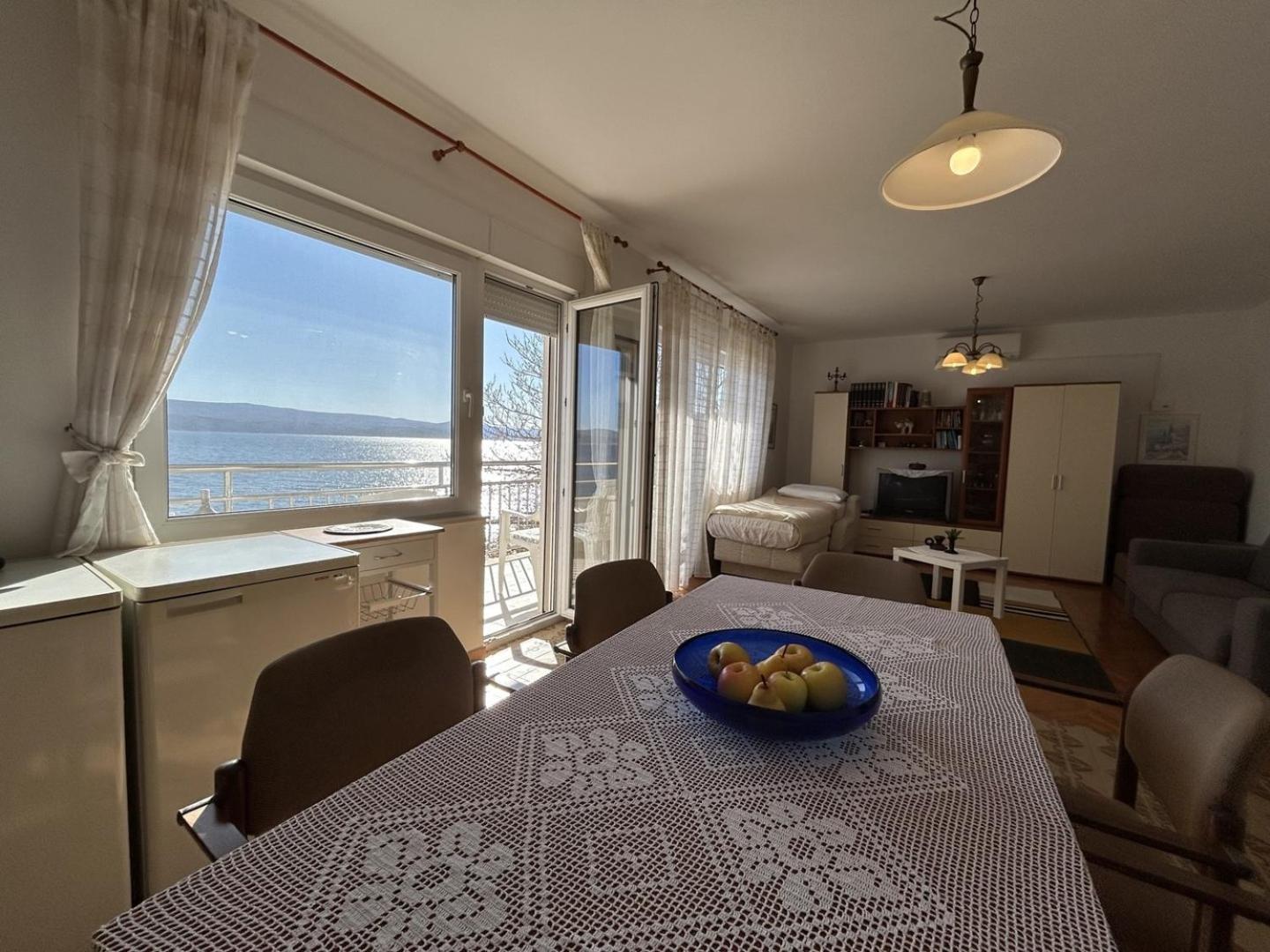 Azure Apartments By The Sea Near City Omiš Екстериор снимка